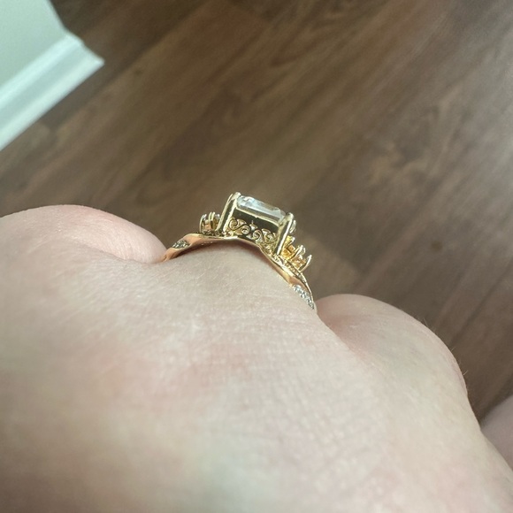 4-CT TOPAZ &MOCHA DIAMOND RING size 12. solid sterling silver, plated w/18K gold - Picture 6 of 8